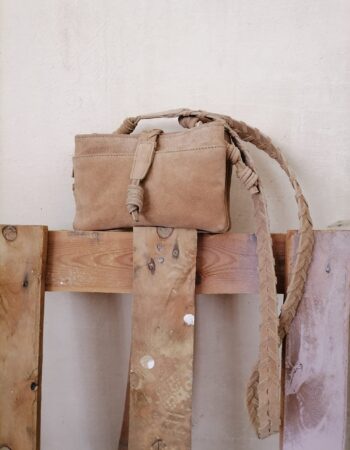 Tracolla in camoscio